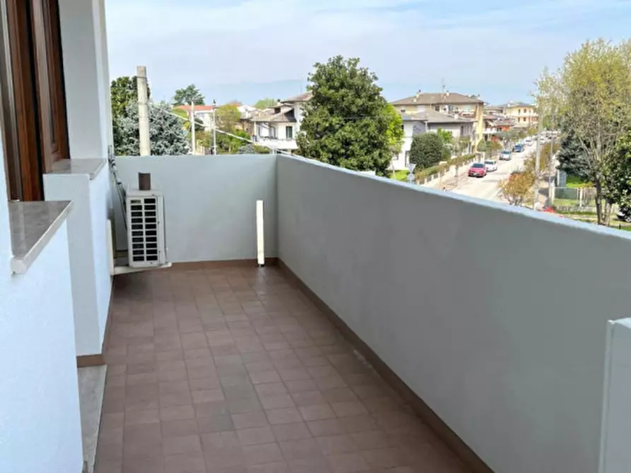 Immagine 12 di Appartamento in vendita  in Via Claudio Monteverdi a Costabissara