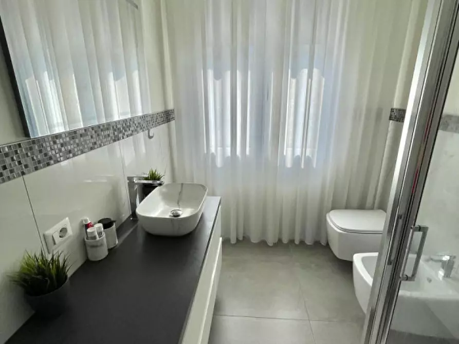 Immagine 10 di Appartamento in affitto  in Via Vittorio Alfieri a Quinto Vicentino