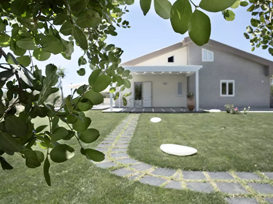 Immagine 1 di Villa in vendita  in Via Provinciale Sorda Sampieri a Modica