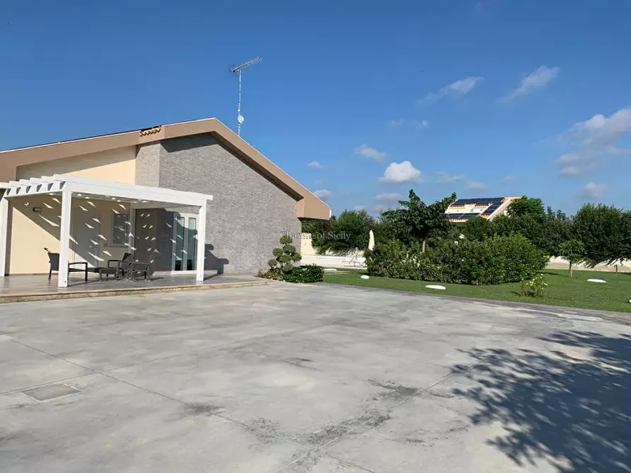 Immagine 15 di Villa in vendita  in Via Provinciale Sorda Sampieri a Modica