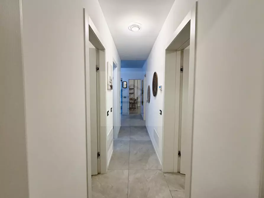 Immagine 7 di Appartamento in vendita  in VIA FRATELLI CORONARO a Vicenza