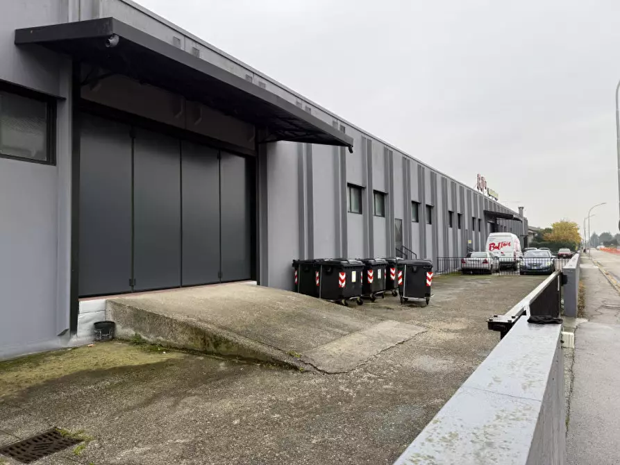 Immagine 3 di Capannone industriale in affitto  in Via Monte Pertica a Cassola