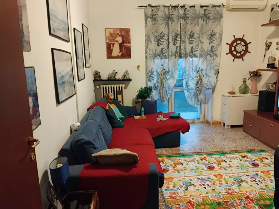 Immagine 2 di Appartamento in vendita  in VIA NAZARIO SAURO a Monza