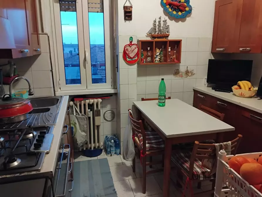 Immagine 3 di Appartamento in vendita  in VIA NAZARIO SAURO a Monza