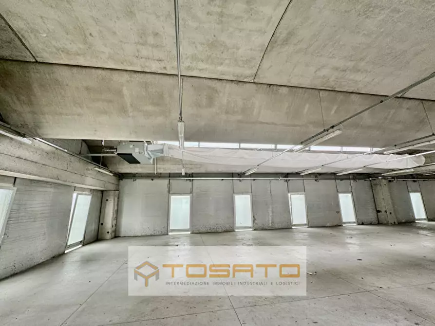 Immagine 8 di Capannone industriale in vendita  a Colognola Ai Colli