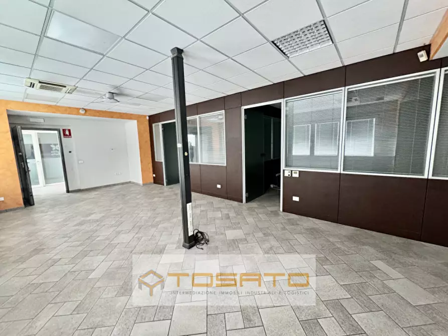 Immagine 18 di Capannone industriale in vendita  a Colognola Ai Colli