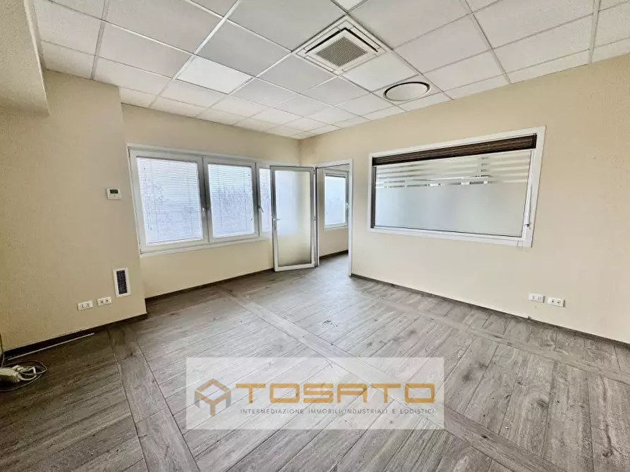 Immagine 19 di Capannone industriale in vendita  a Colognola Ai Colli