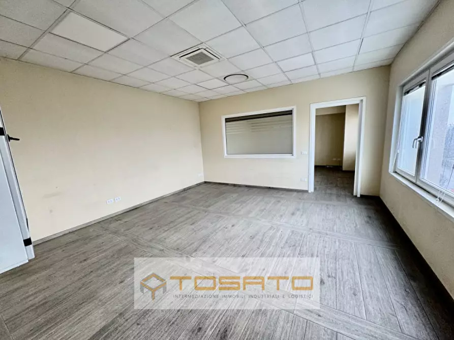 Immagine 21 di Capannone industriale in vendita  a Colognola Ai Colli