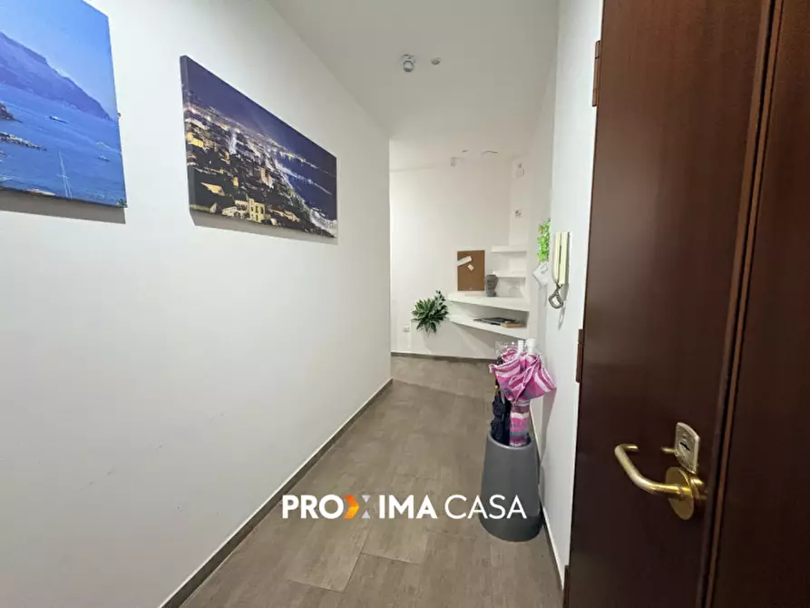 Immagine 2 di Appartamento in vendita  in Via Posidonia 212 a Salerno