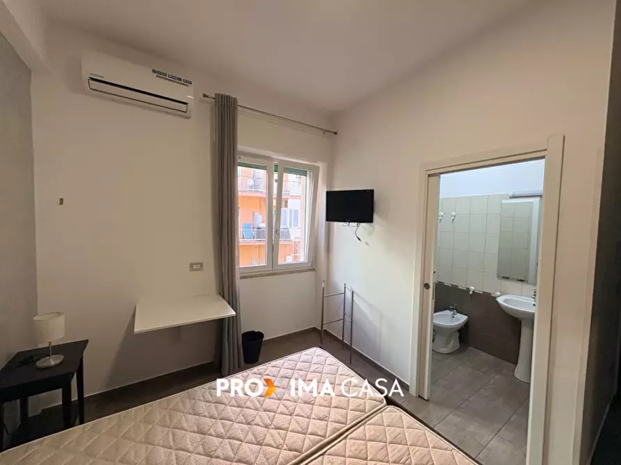 Immagine 6 di Appartamento in vendita  in Via Posidonia 212 a Salerno