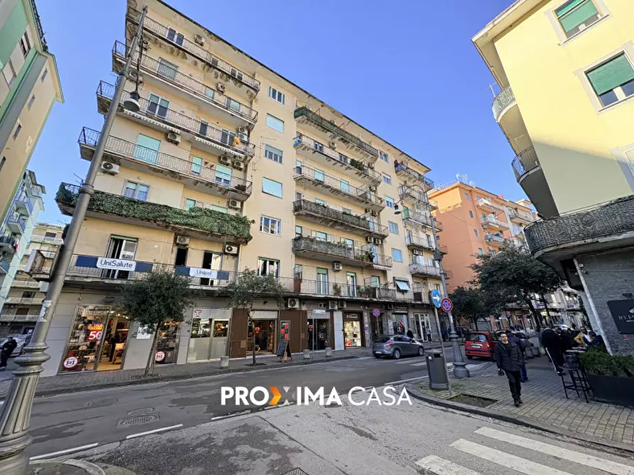 Immagine 31 di Appartamento in vendita  in Via Posidonia 212 a Salerno