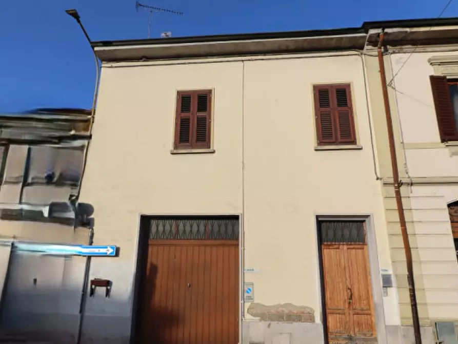 Immagine 1 di Villetta a schiera in vendita  in ambra a Bucine