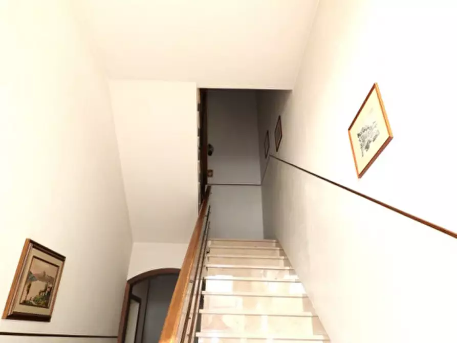 Immagine 16 di Villetta a schiera in vendita  in ambra a Bucine