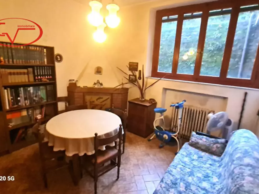 Immagine 37 di Villetta a schiera in vendita  in ambra a Bucine