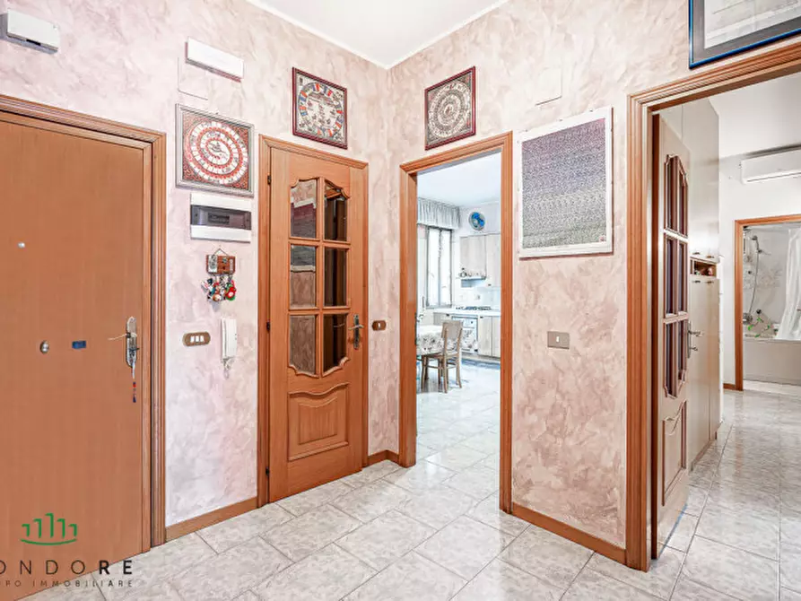 Immagine 5 di Appartamento in vendita  in Via Riva di Reno a Bologna