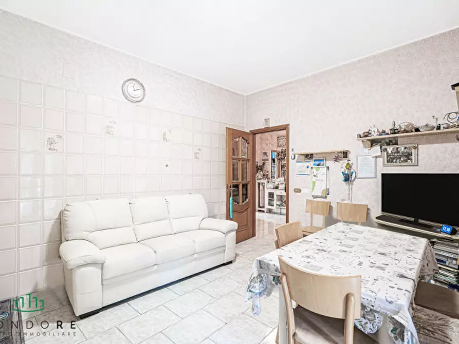 Immagine 9 di Appartamento in vendita  in Via Riva di Reno a Bologna