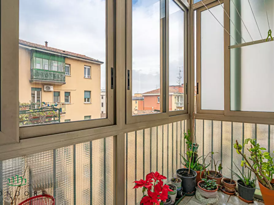 Immagine 10 di Appartamento in vendita  in Via Riva di Reno a Bologna