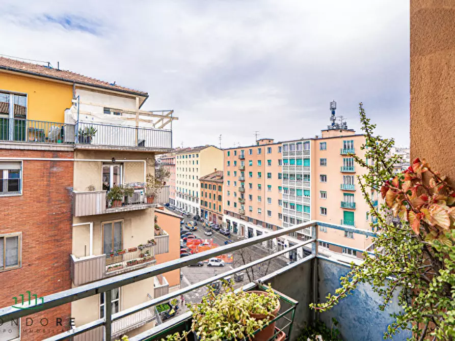 Immagine 12 di Appartamento in vendita  in Via Riva di Reno a Bologna