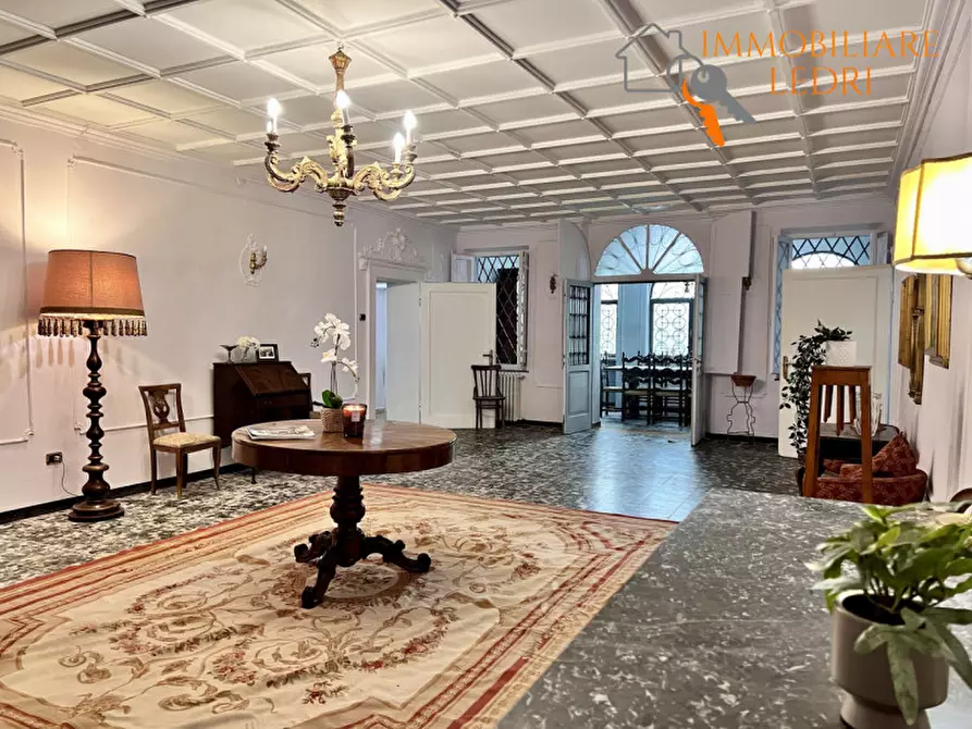 Immagine 1 di Villa in vendita  in via Mandella a Isola Rizza