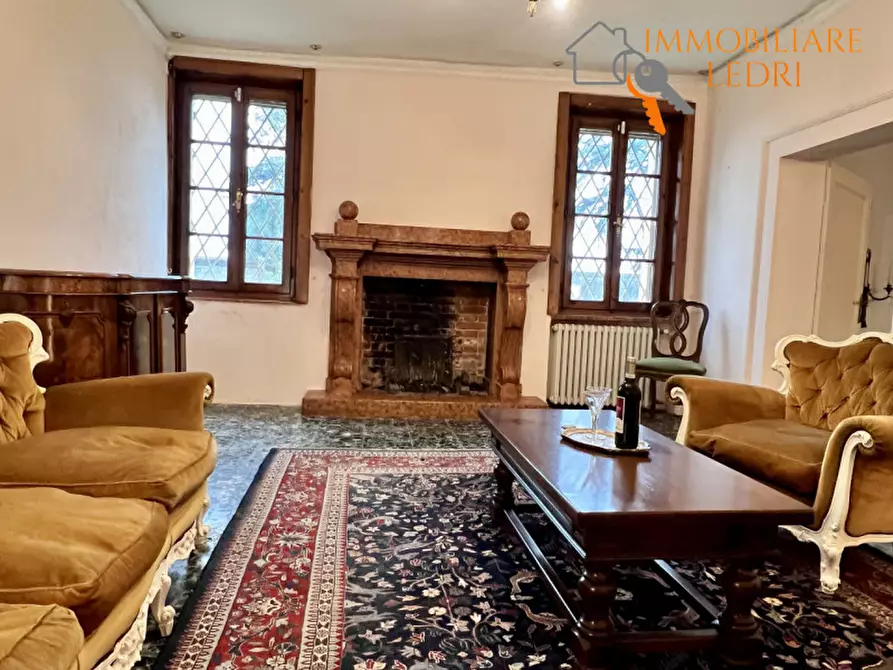 Immagine 3 di Villa in vendita  in via Mandella a Isola Rizza