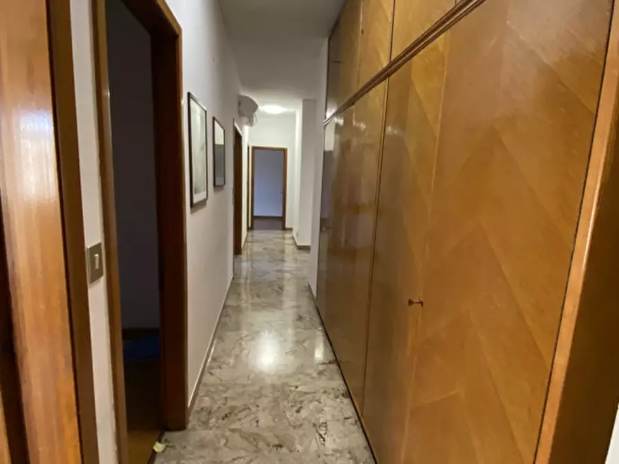 Immagine 6 di Appartamento in vendita  in via Peschiera a Padova