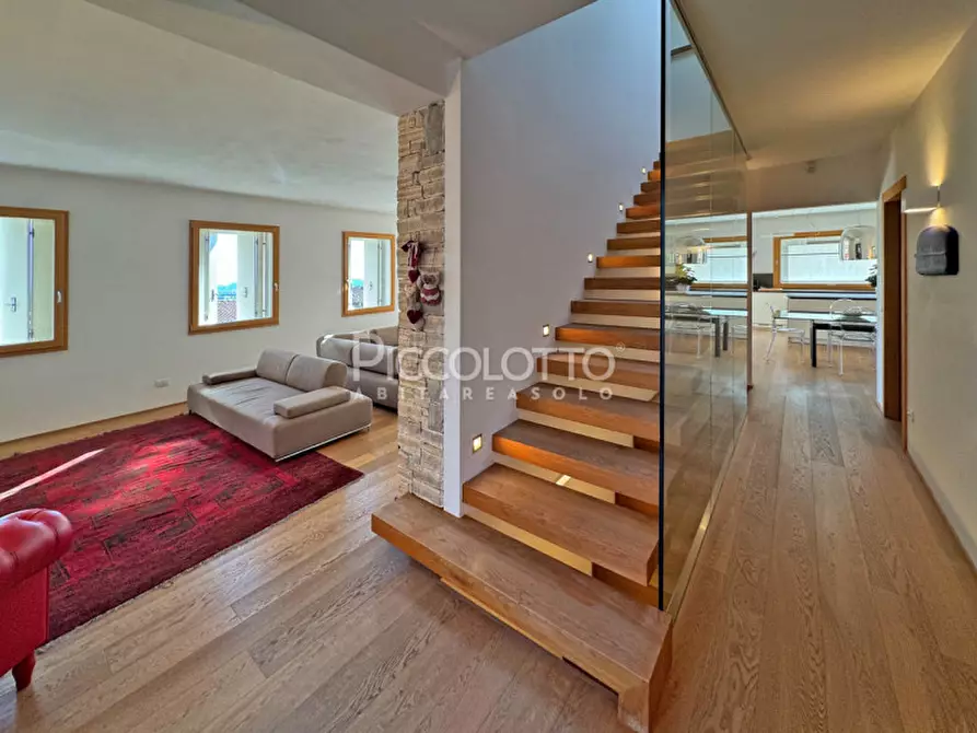 Immagine 15 di Villa in vendita  in via Monte Pelmo a Bassano Del Grappa