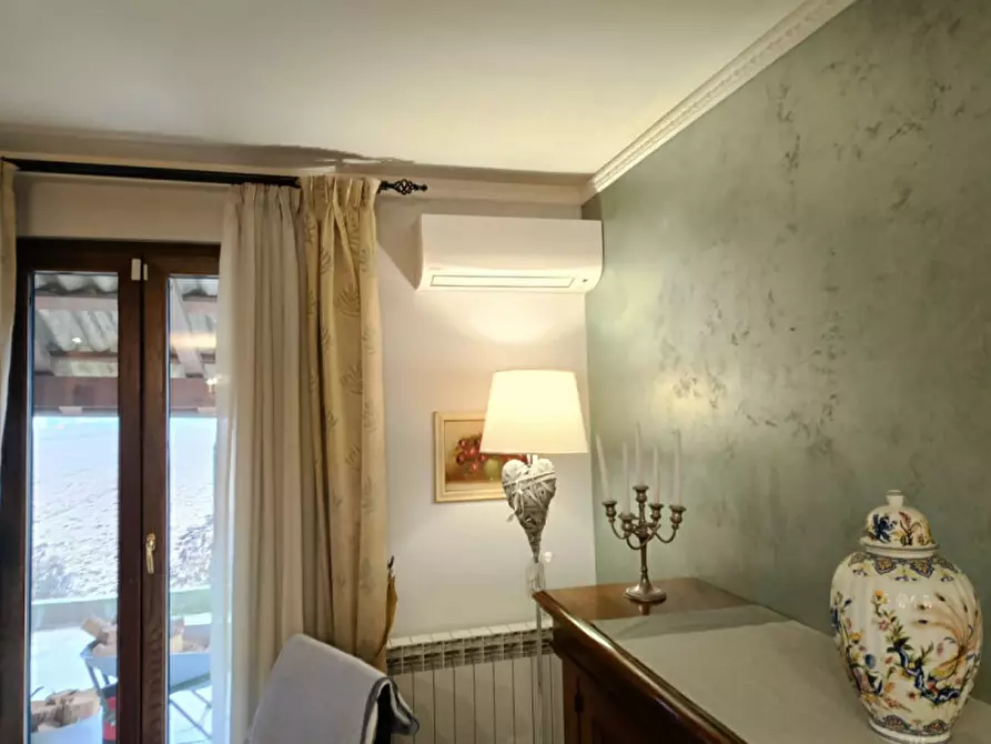 Immagine 10 di Casa indipendente in vendita  in Cantone Cerreto 47 a Casale Monferrato