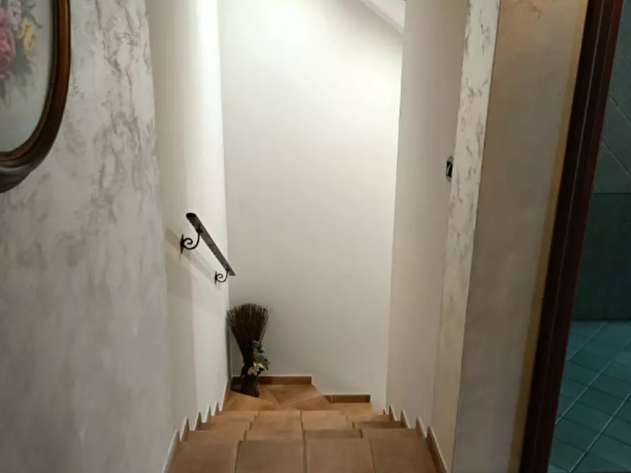 Immagine 17 di Casa indipendente in vendita  in Cantone Cerreto 47 a Casale Monferrato