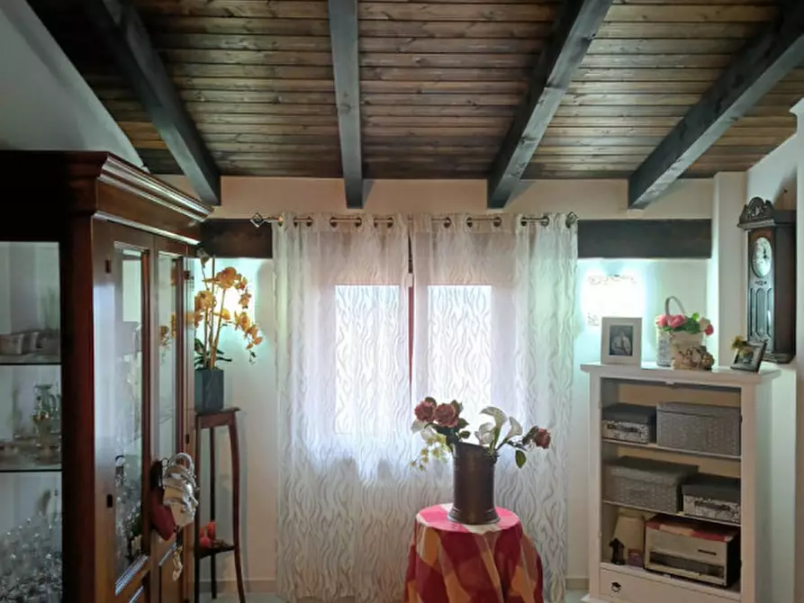 Immagine 23 di Casa indipendente in vendita  in Cantone Cerreto 47 a Casale Monferrato