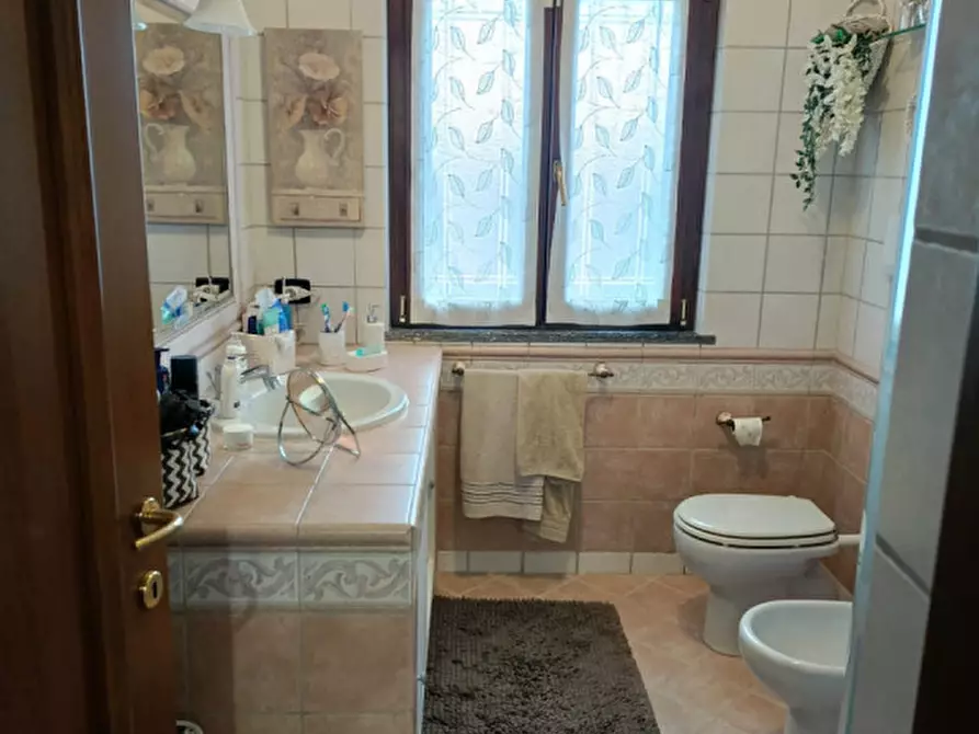 Immagine 27 di Casa indipendente in vendita  in Cantone Cerreto 47 a Casale Monferrato