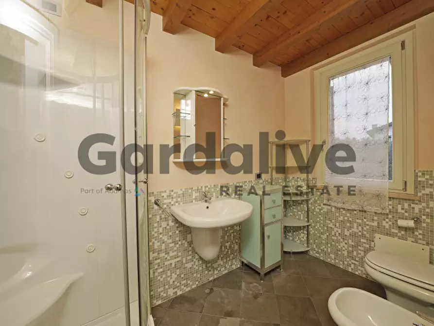 Immagine 16 di Villetta a schiera in affitto  in Via Sirmione a Lonato del Garda