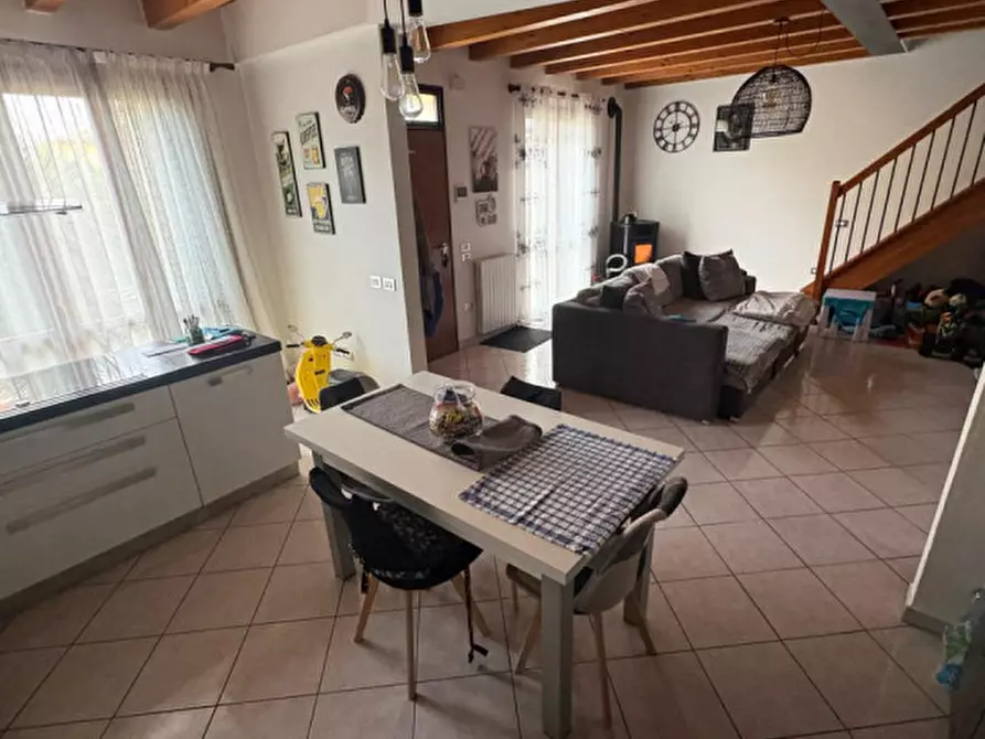 Immagine 8 di Villetta a schiera in vendita  a Castagnaro