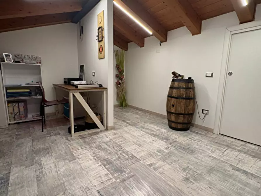 Immagine 11 di Villetta a schiera in vendita  a Castagnaro