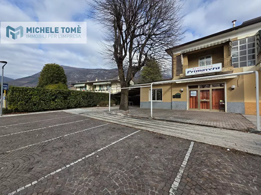 Immagine 7 di Negozio in vendita  in Via Pazzon Platano a Caprino Veronese