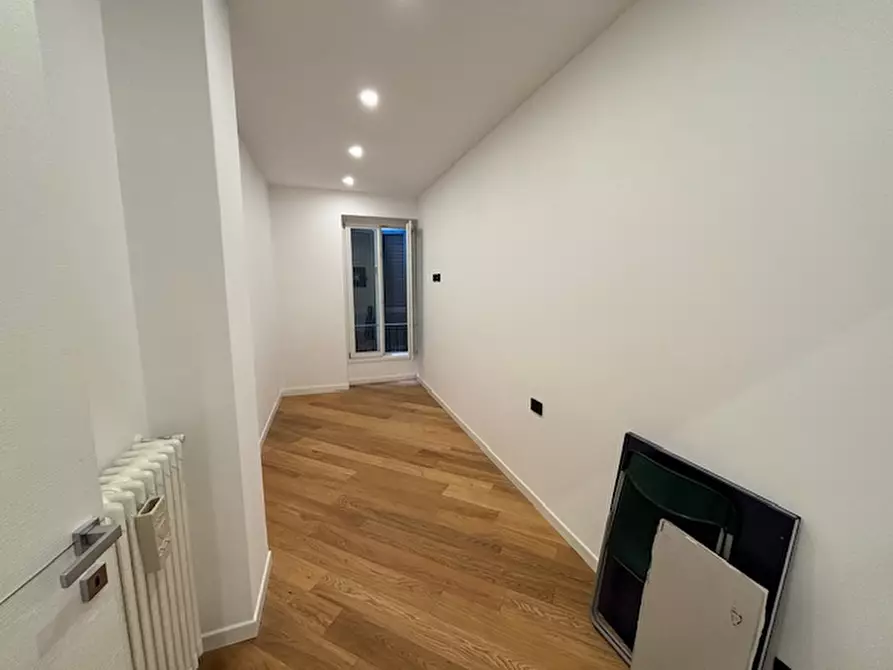 Immagine 6 di Appartamento in vendita  in Via dei Musei a Brescia