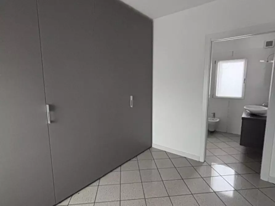 Immagine 10 di Villetta a schiera in vendita  a Castagnaro