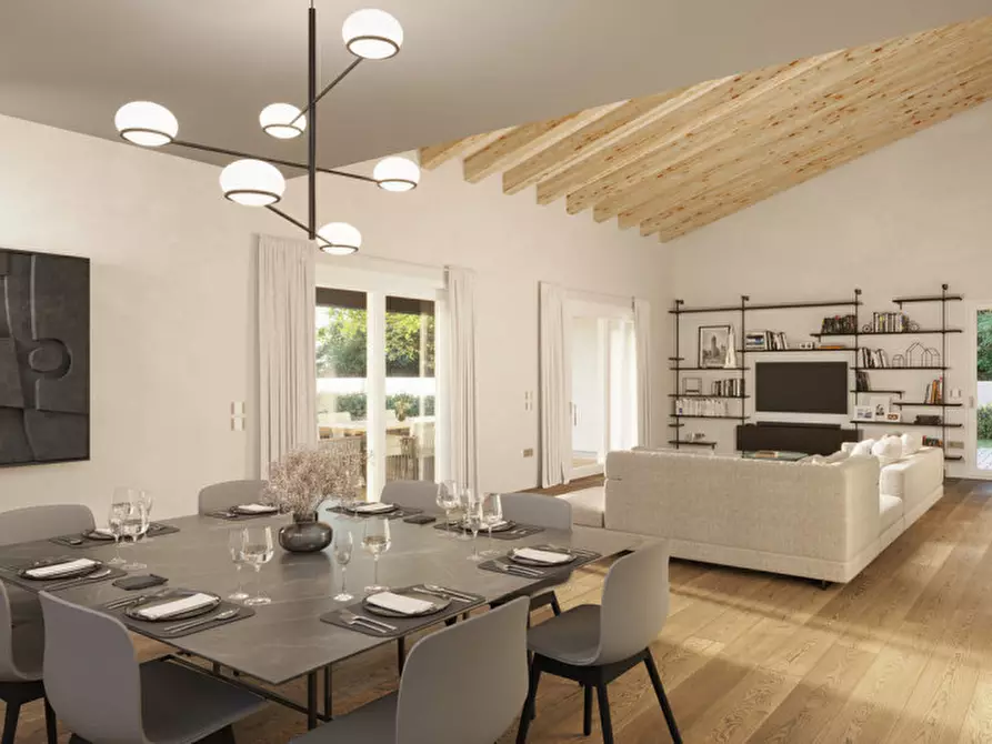 Immagine 3 di Villa in vendita  in Via Storta a Montebelluna