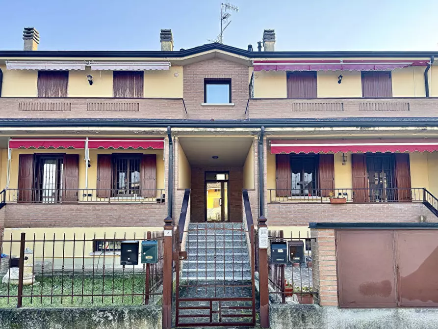 Immagine 1 di Appartamento in vendita  in Via Guglielmo Marconi a Sorbolo Mezzani