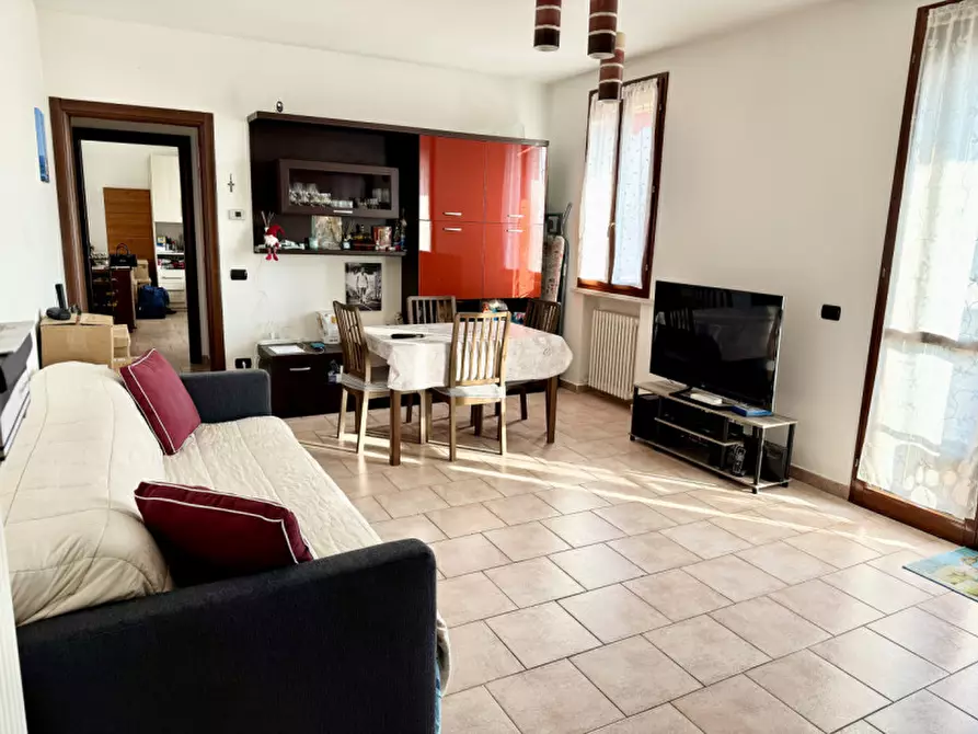 Immagine 6 di Appartamento in vendita  in Via Guglielmo Marconi a Sorbolo Mezzani