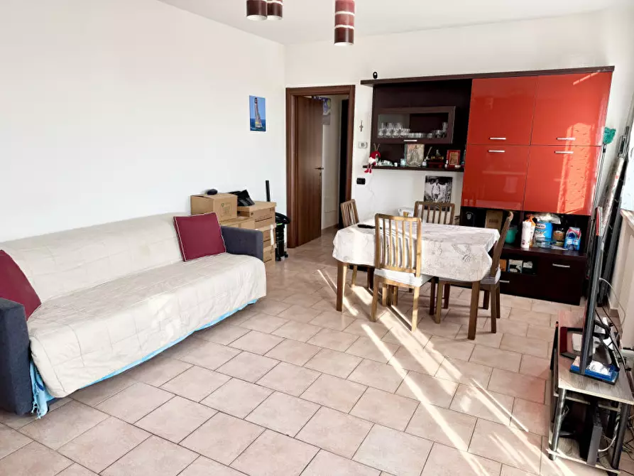 Immagine 10 di Appartamento in vendita  in Via Guglielmo Marconi a Sorbolo Mezzani