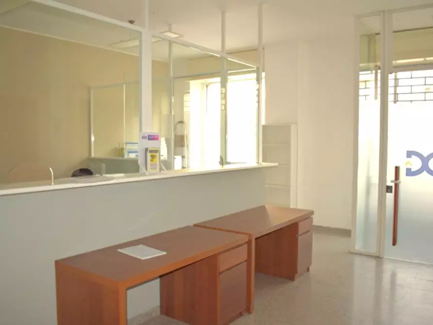Immagine 3 di Ufficio in affitto  in P.ZZA G. GARIBALDI 37 a Pescara