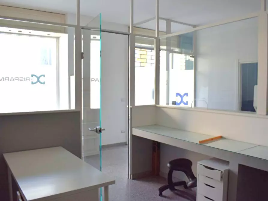 Immagine 9 di Ufficio in affitto  in P.ZZA G. GARIBALDI 37 a Pescara