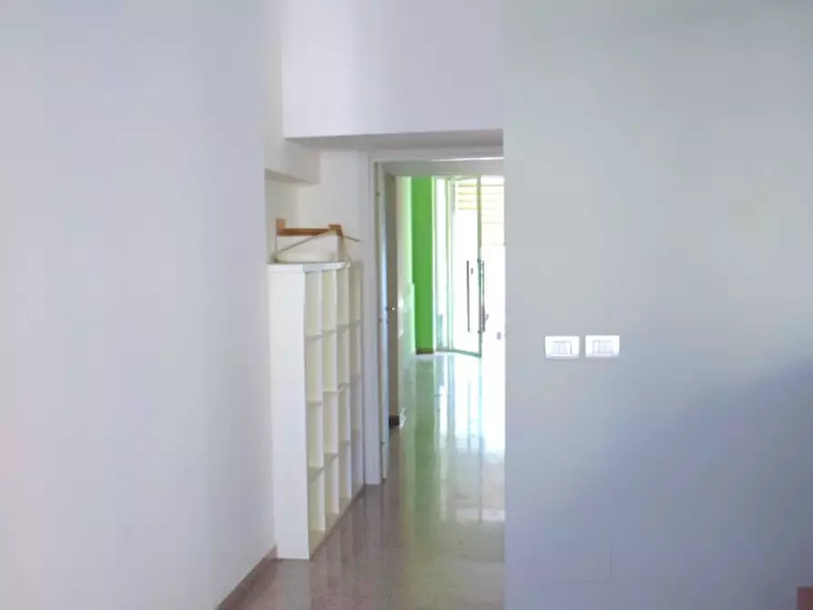 Immagine 19 di Ufficio in affitto  in P.ZZA G. GARIBALDI 37 a Pescara