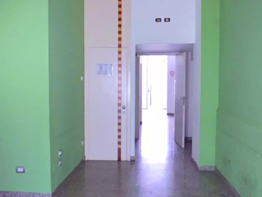 Immagine 21 di Ufficio in affitto  in P.ZZA G. GARIBALDI 37 a Pescara