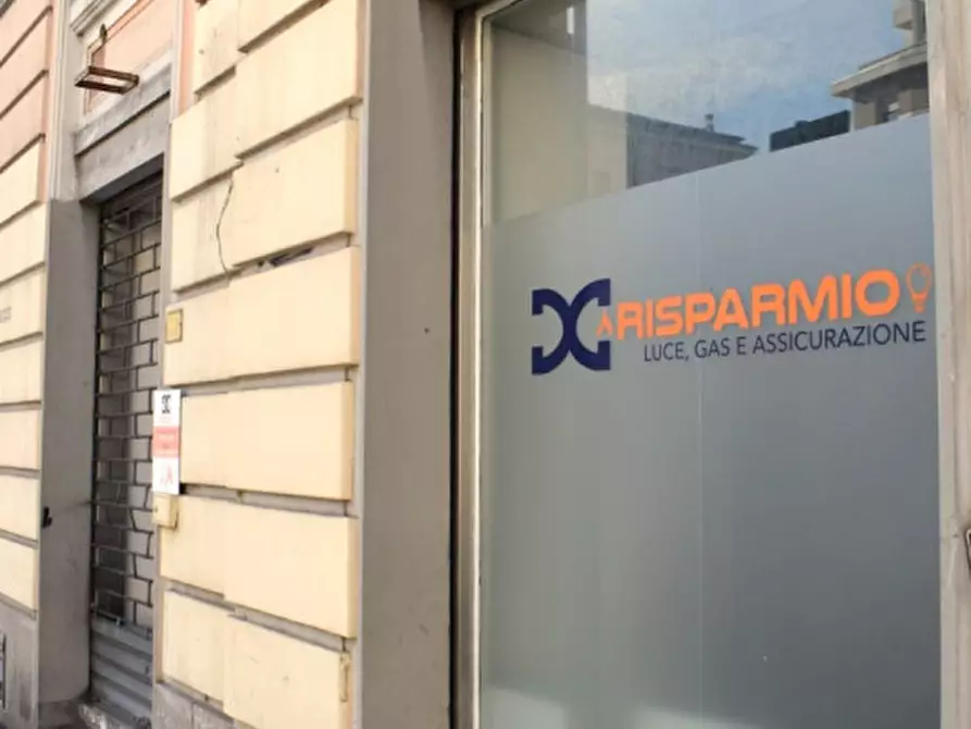 Immagine 28 di Ufficio in affitto  in P.ZZA G. GARIBALDI 37 a Pescara