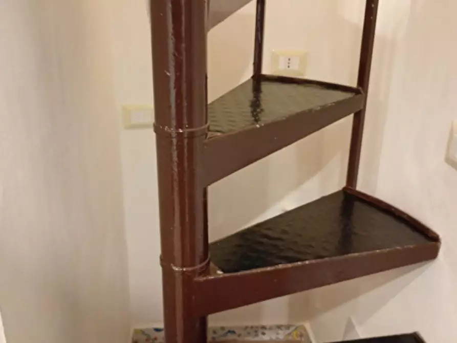 Immagine 15 di Appartamento in affitto  in vico santa margherita a fonseca 45 a Napoli