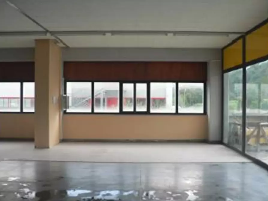 Immagine 9 di Capannone industriale in vendita  in Via Ortana Vecchia, 2 a Narni