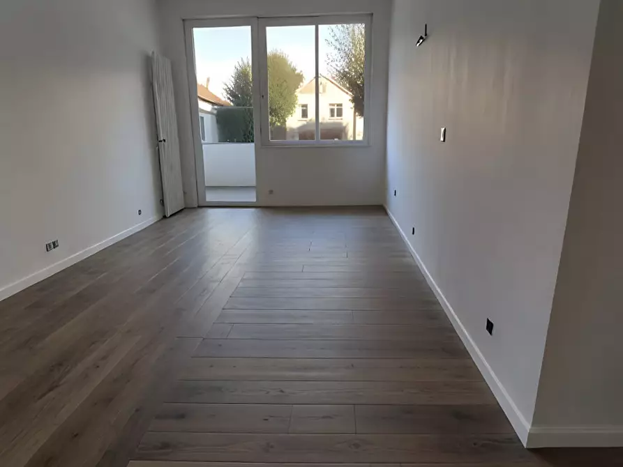 Immagine 1 di Appartamento in vendita  in via Beato Pellegrino a Padova