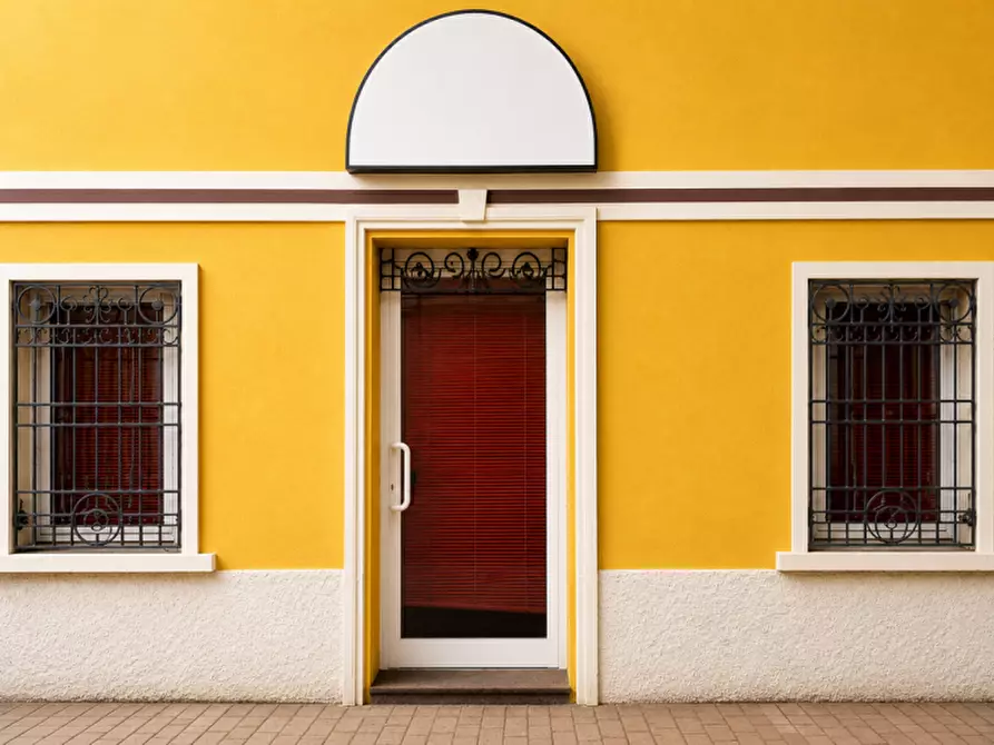 Immagine 1 di Negozio in vendita  in Occhiobello via Roma, 28 a Occhiobello