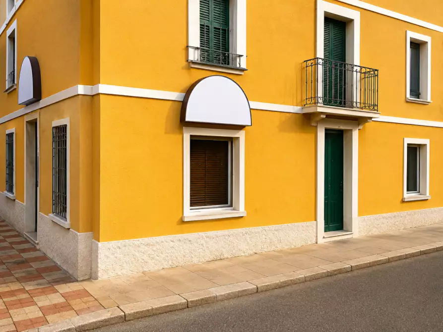 Immagine 7 di Negozio in vendita  in Occhiobello via Roma, 28 a Occhiobello